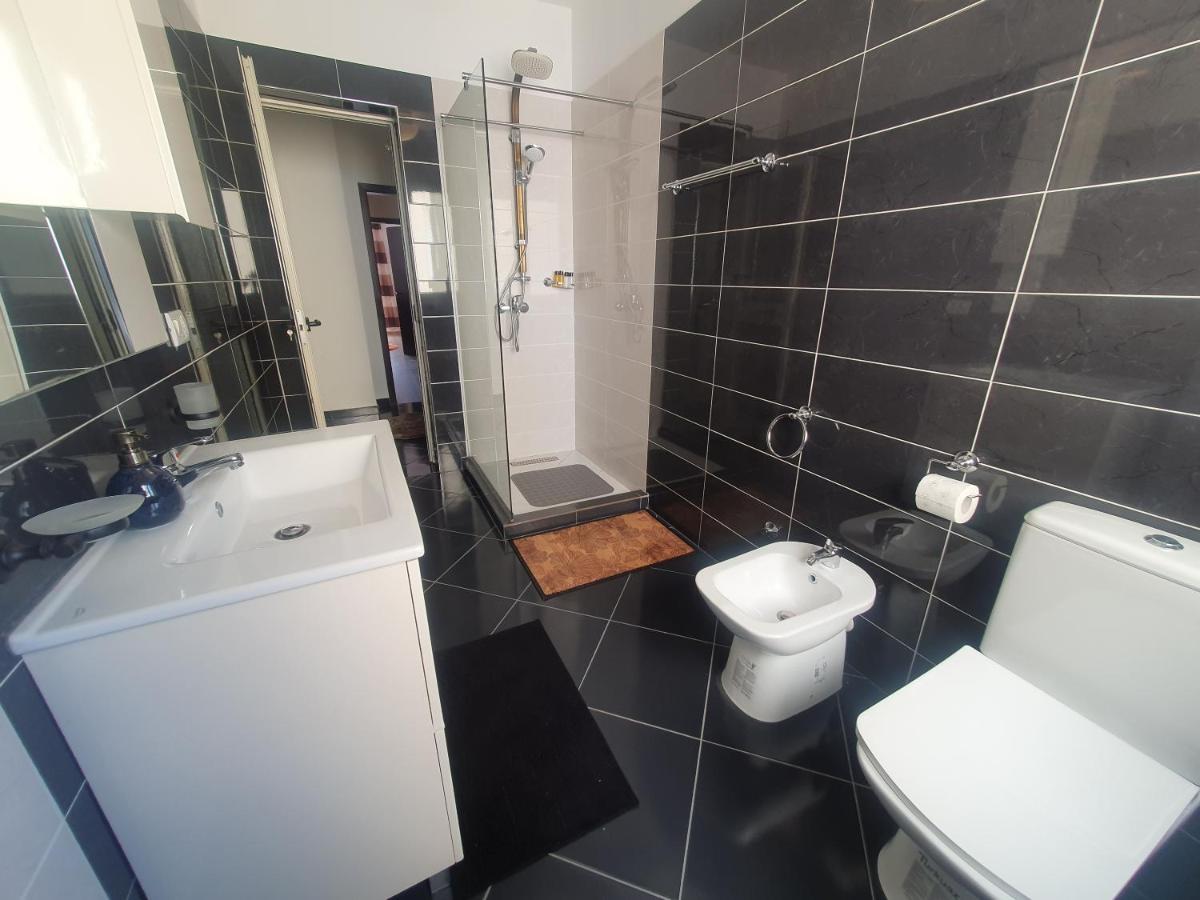 Apartment In The Heart Of Tirana , Bllok Eksteriør billede