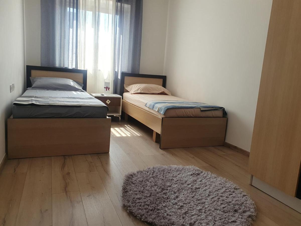 Apartment In The Heart Of Tirana , Bllok Eksteriør billede