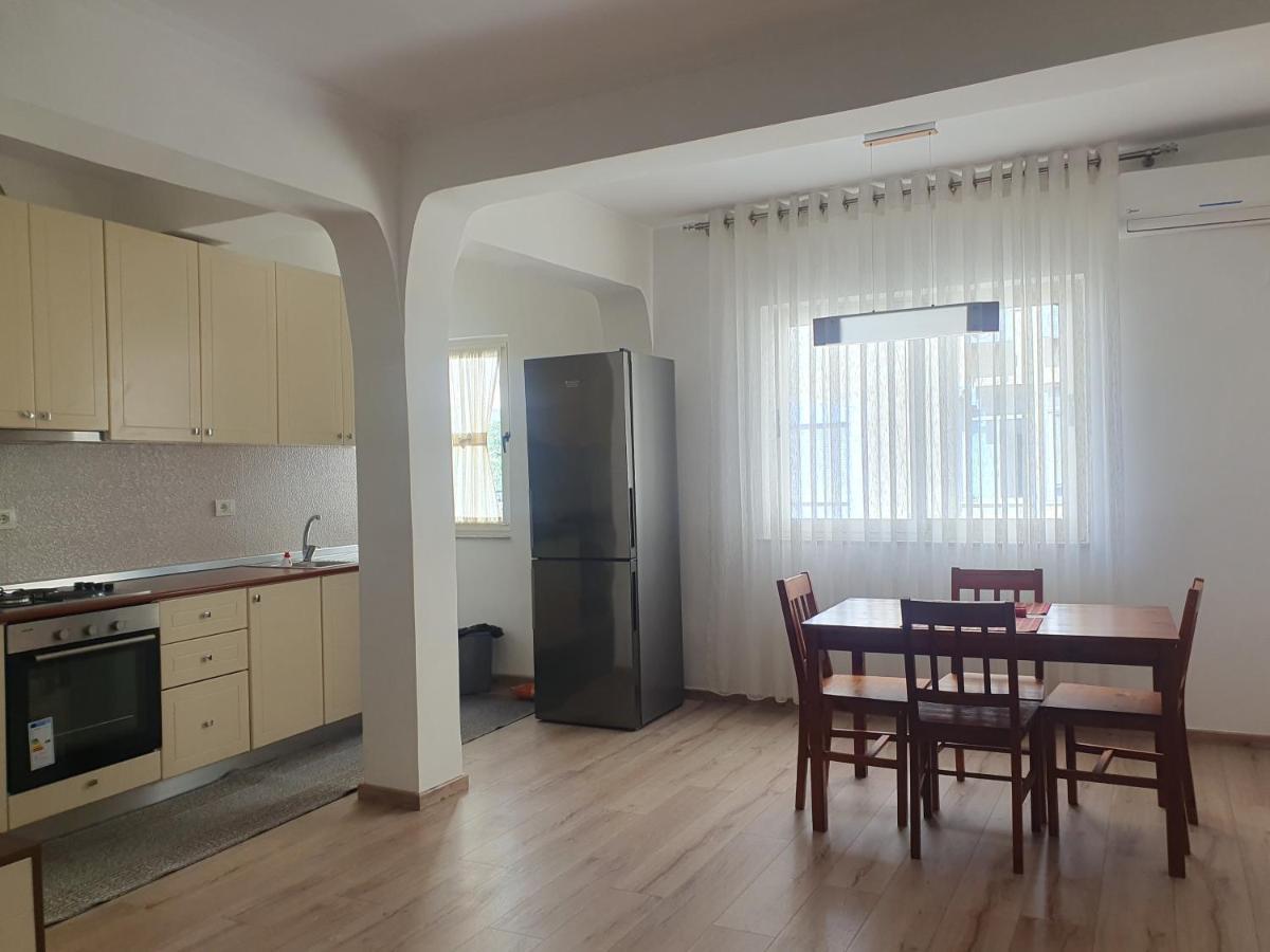 Apartment In The Heart Of Tirana , Bllok Eksteriør billede