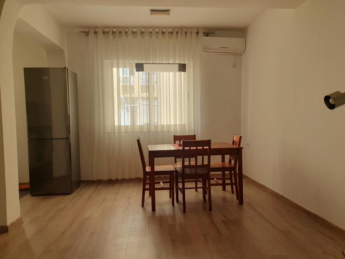 Apartment In The Heart Of Tirana , Bllok Eksteriør billede